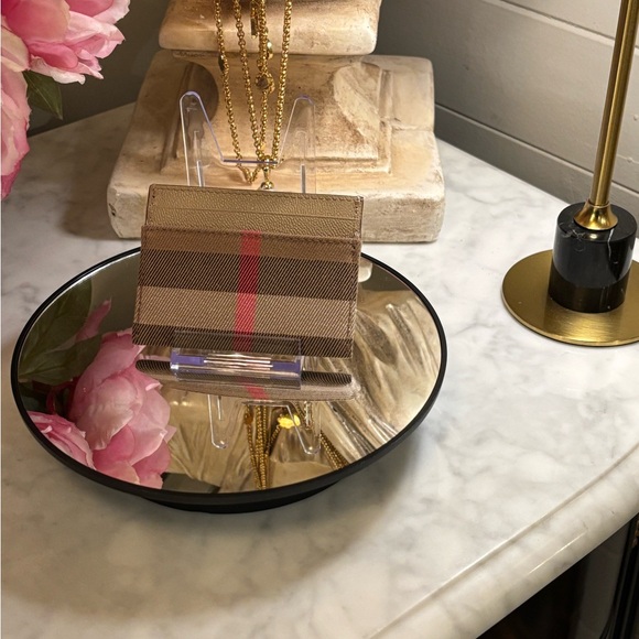 NWOT Burberry Beige and Red plaid Card Holder unisex - Picture 14 of 14